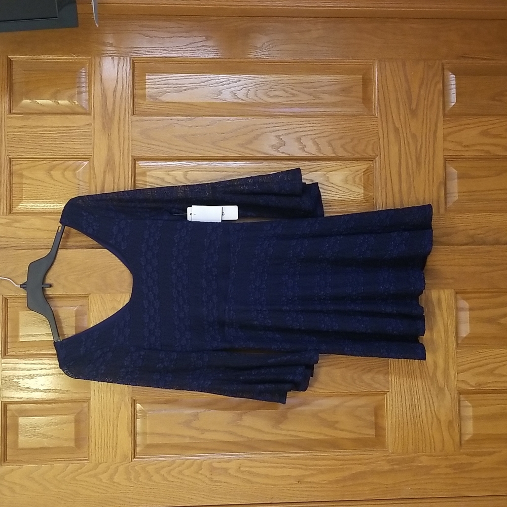 NWT bell sleeve dress. Medium.